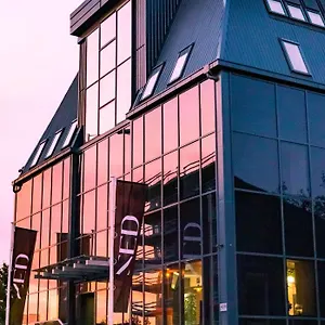  Hotel Ned